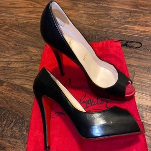 Christian Louboutin peep toe pumps - Size 39 (9)